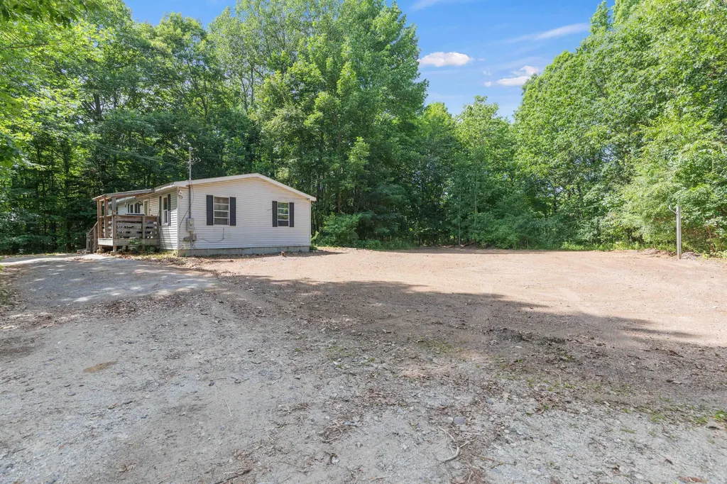 14 Hemon Cobb Road Windham ME 04062