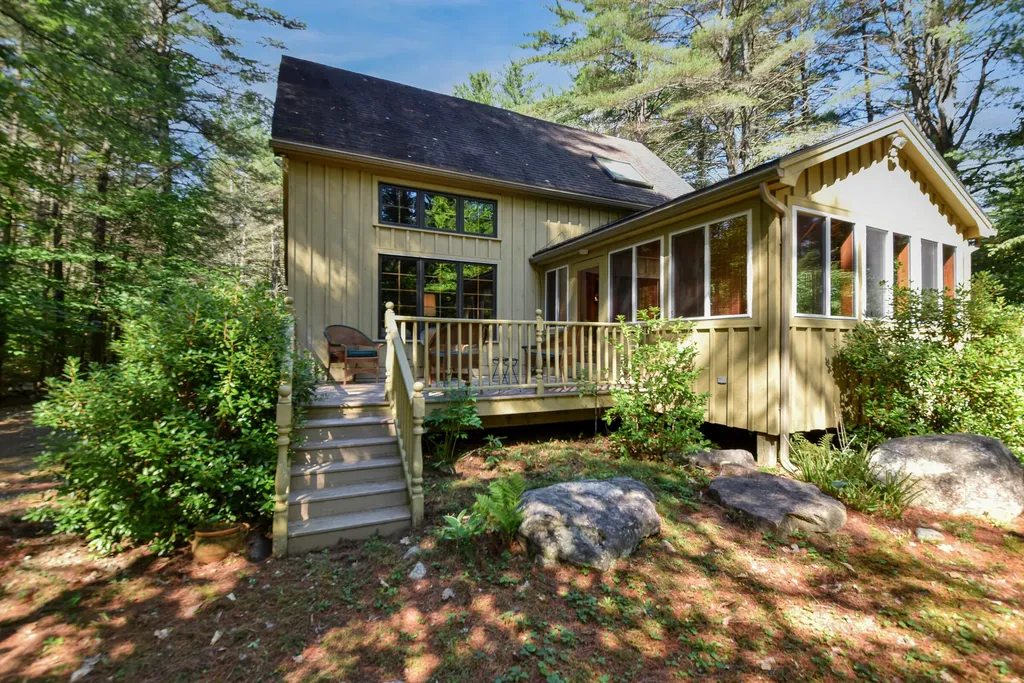75 Pine Shore Drive Hartford ME 04220