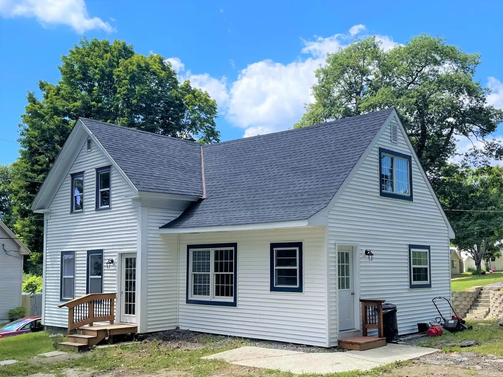 53 Heath Street Oakland ME 04963
