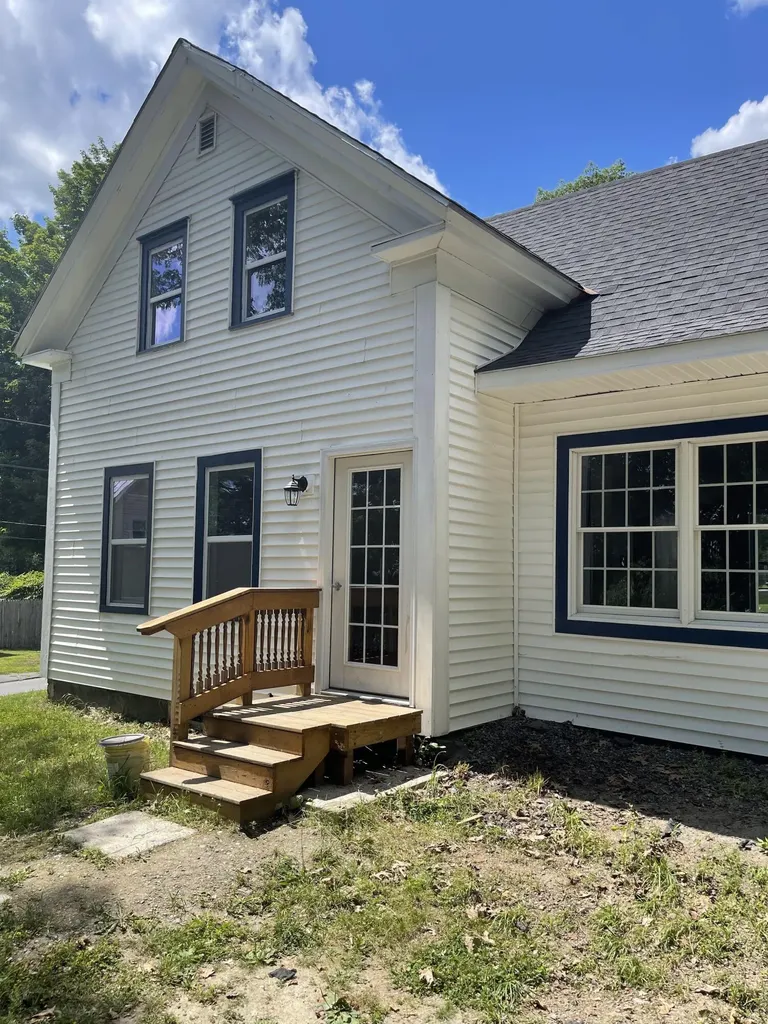 53 Heath Street Oakland ME 04963