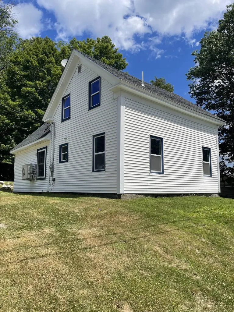 53 Heath Street Oakland ME 04963