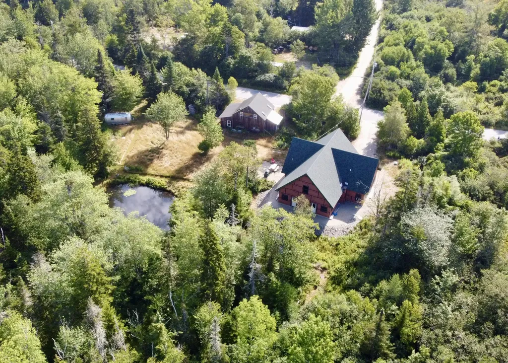 627 Naskeag Road Brooklin ME 04616