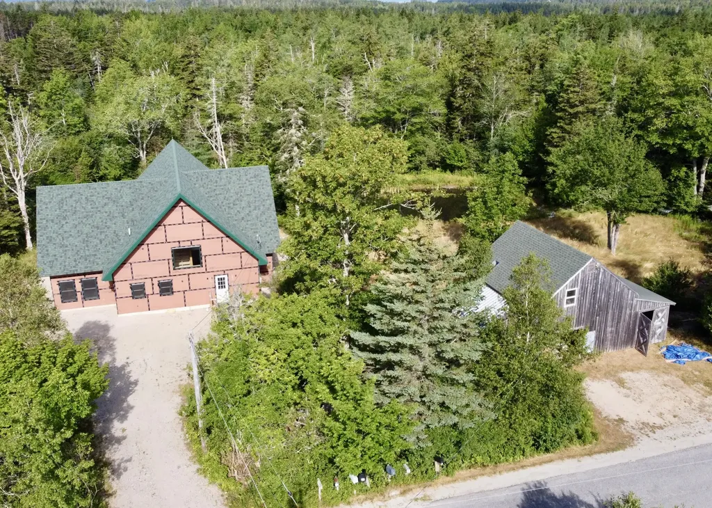 627 Naskeag Road Brooklin ME 04616
