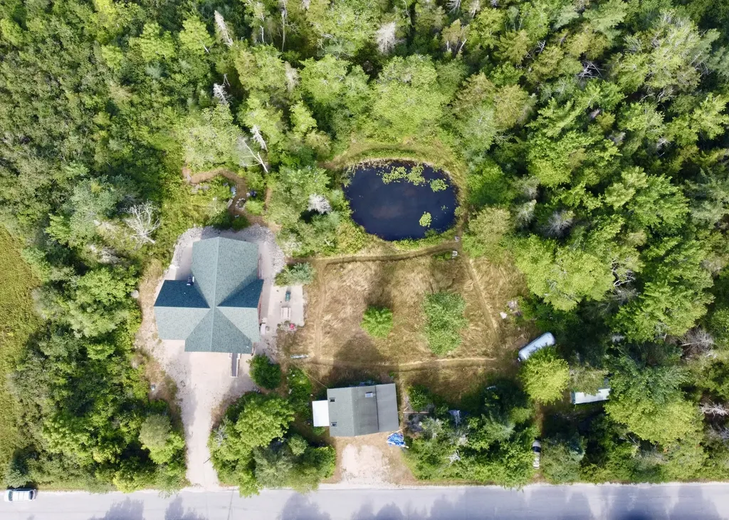 627 Naskeag Road Brooklin ME 04616