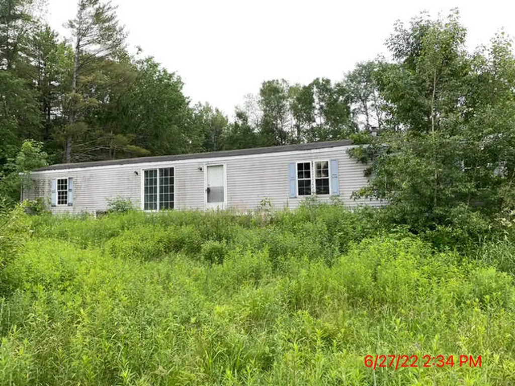 11 E Branch Lane Detroit ME 04929