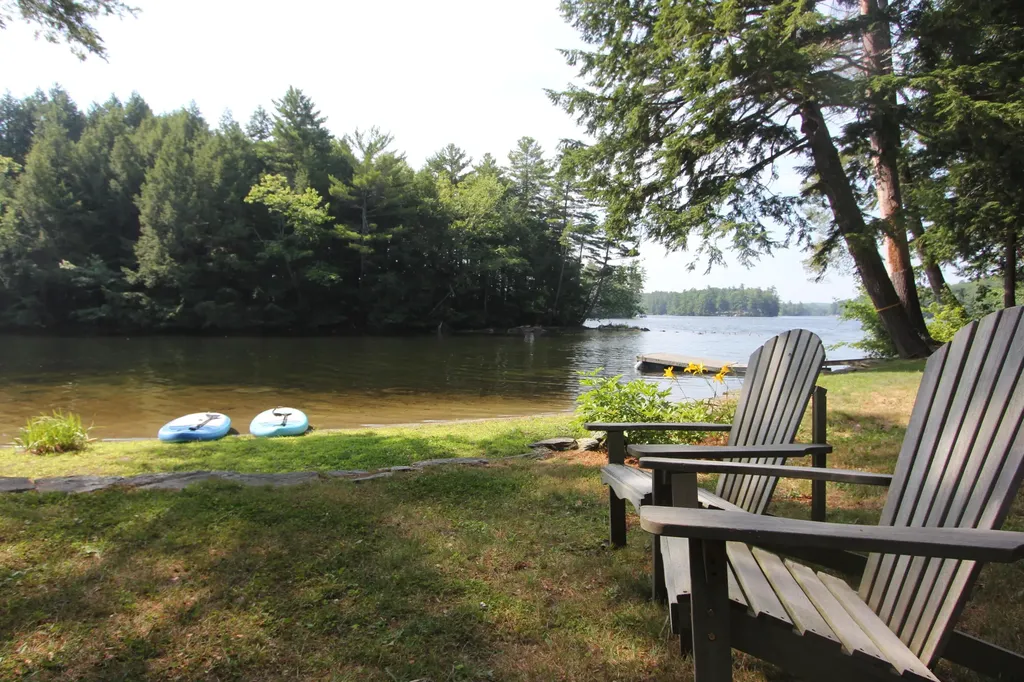 65 Chipmunk Lane Monmouth ME 04259