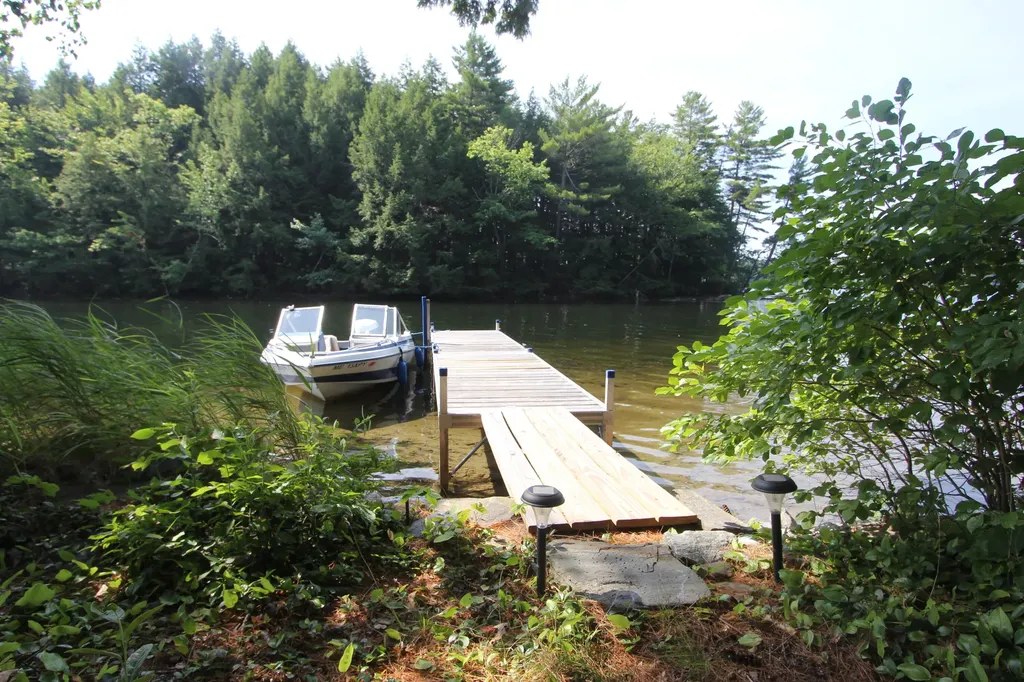 65 Chipmunk Lane Monmouth ME 04259