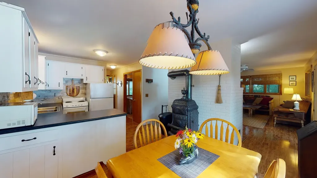 65 Chipmunk Lane Monmouth ME 04259