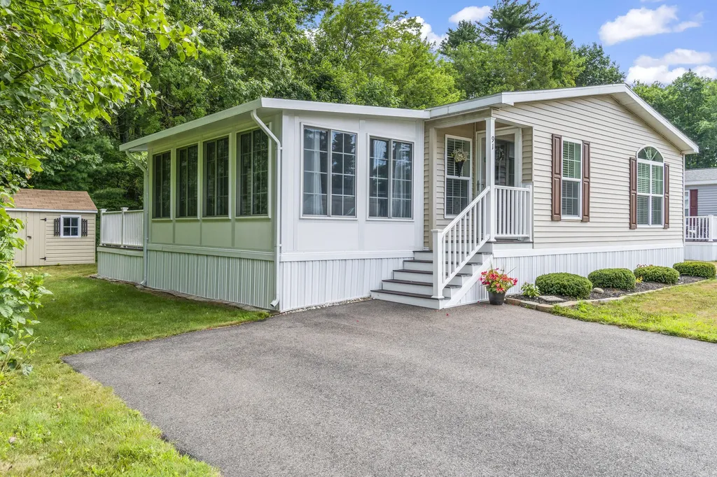 91 Anna Robert Circle Wells ME 04090