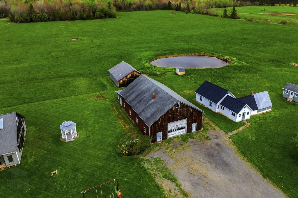 129 Hudson Road Bangor ME 04401