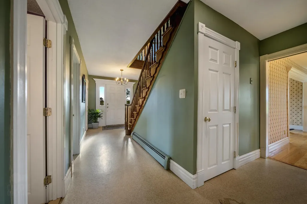 129 Hudson Road Bangor ME 04401