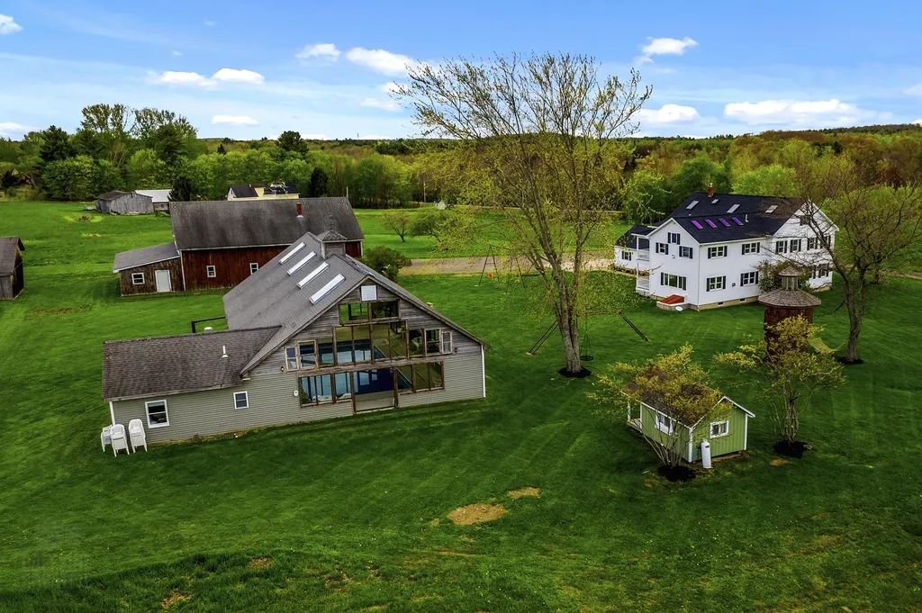 129 Hudson Road Bangor ME 04401