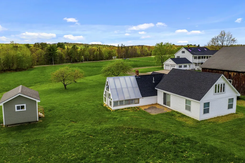129 Hudson Road Bangor ME 04401