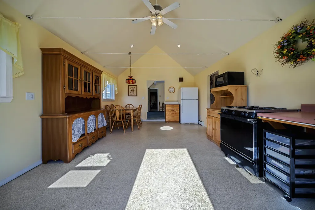 129 Hudson Road Bangor ME 04401