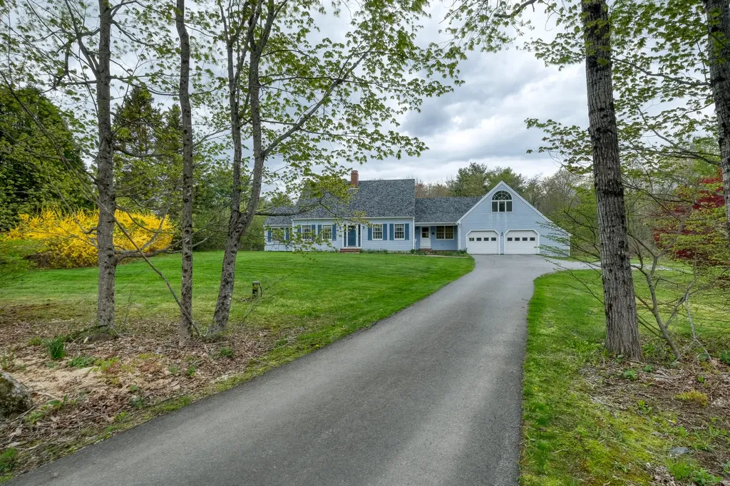 36 Old County Road Damariscotta ME 04543