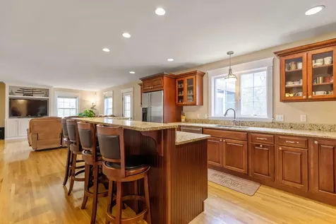 13 Cleaves Farm Road Falmouth ME 04105