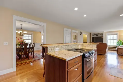 13 Cleaves Farm Road Falmouth ME 04105