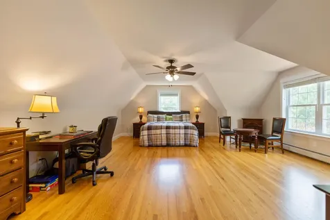 13 Cleaves Farm Road Falmouth ME 04105