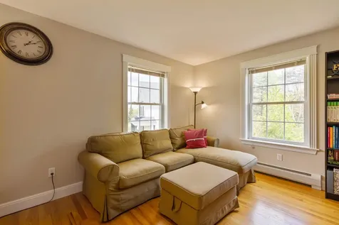13 Cleaves Farm Road Falmouth ME 04105