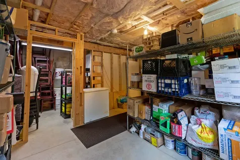 13 Cleaves Farm Road Falmouth ME 04105