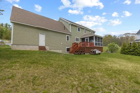 13 Cleaves Farm Road Falmouth ME 04105