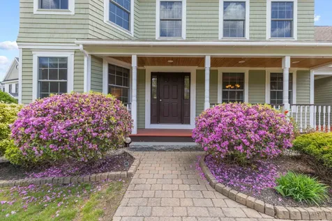 13 Cleaves Farm Road Falmouth ME 04105