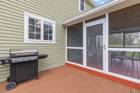 13 Cleaves Farm Road Falmouth ME 04105