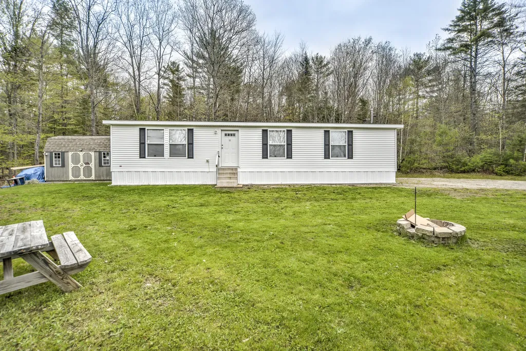 331 Line Road Leeds ME 04263