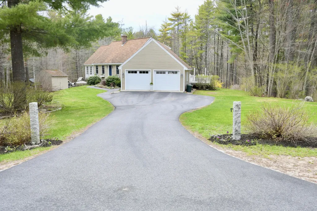 20 Partridge Lane Gray ME 04039