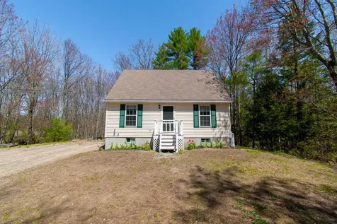34 Waycross Way Limerick ME 04048