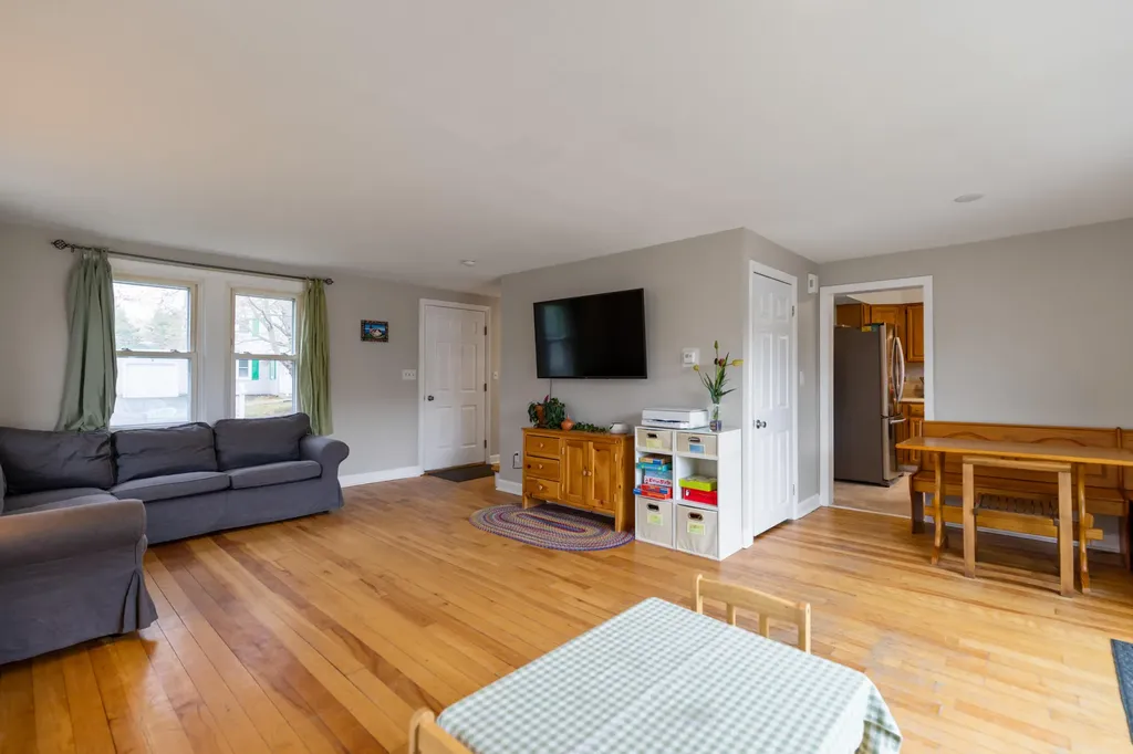 177 Columbia Avenue Brunswick ME 04011