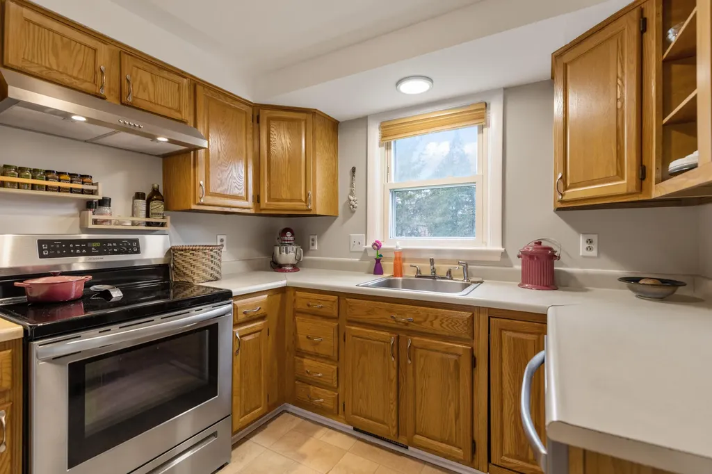 177 Columbia Avenue Brunswick ME 04011