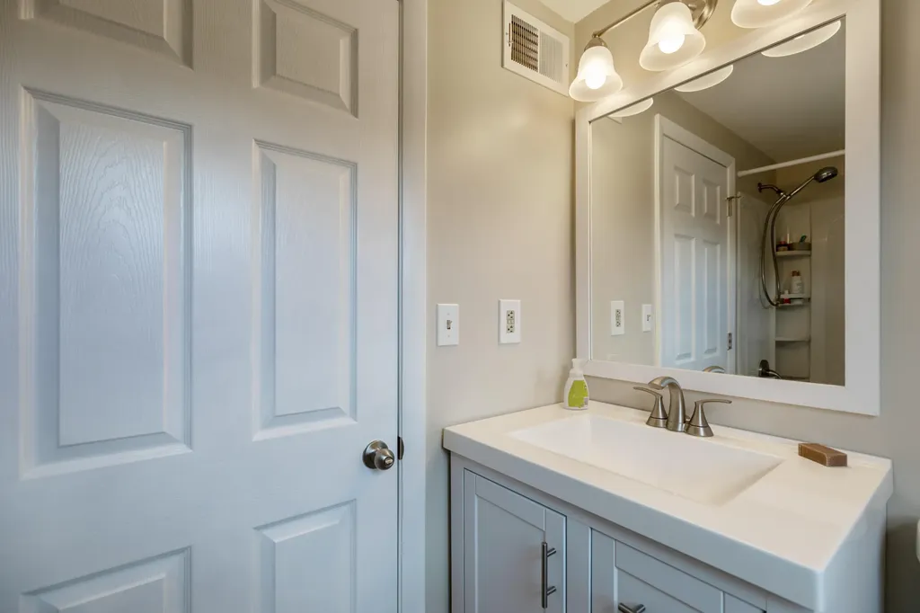 177 Columbia Avenue Brunswick ME 04011