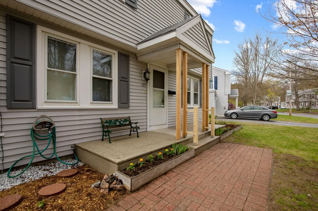 177 Columbia Avenue Brunswick ME 04011