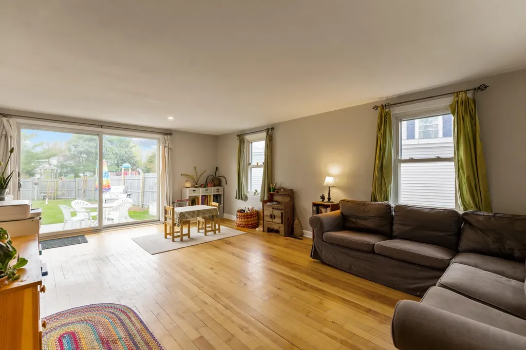 177 Columbia Avenue Brunswick ME 04011