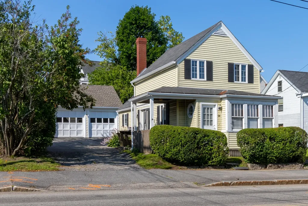 54 Pool Street Biddeford ME 04005