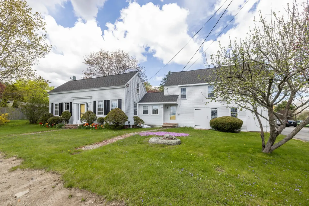 20 Barnard Lane Kennebunk ME 04043