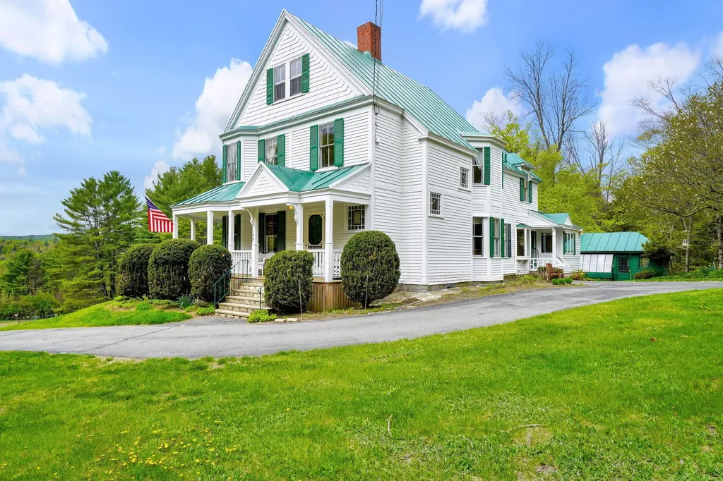 144 Anson Street Farmington ME 04938