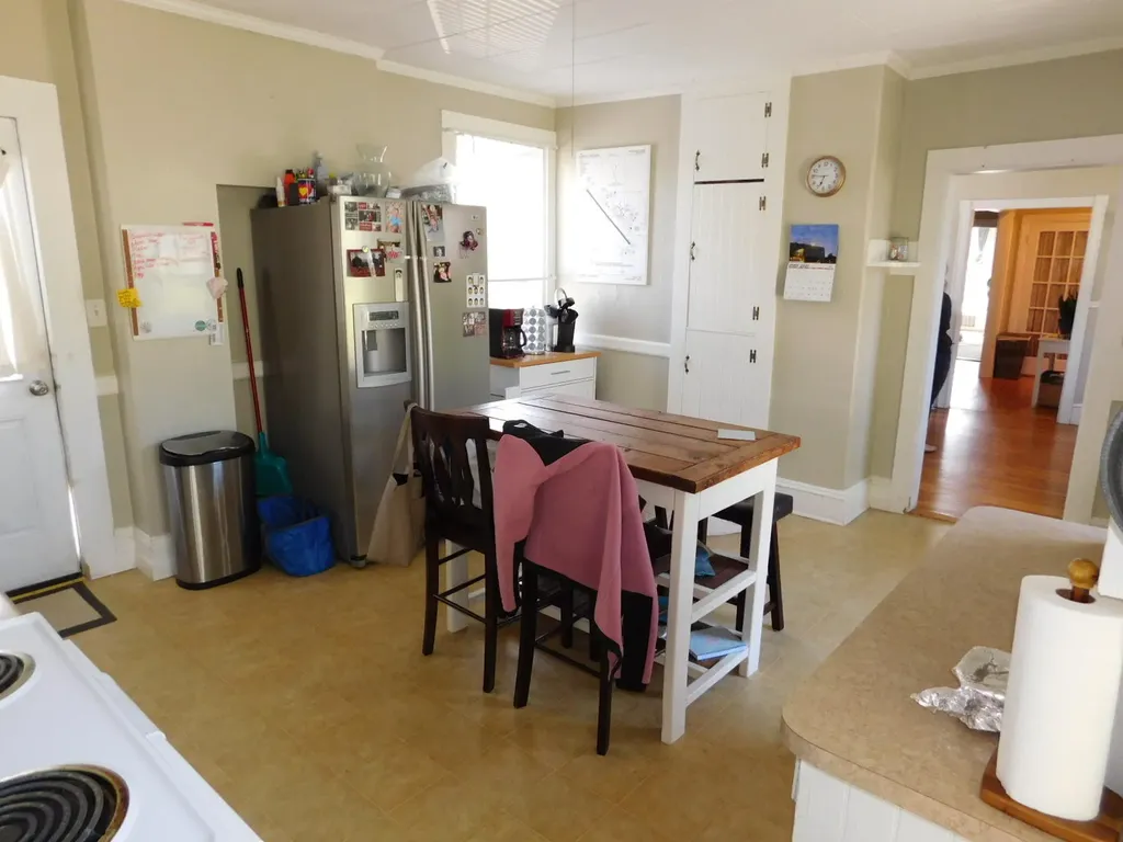 27 Maple Street Bangor ME 04401