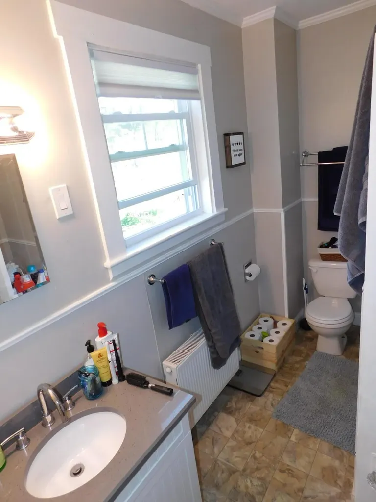 27 Maple Street Bangor ME 04401
