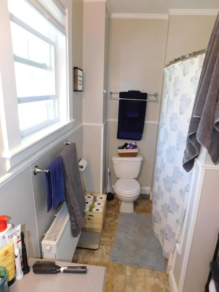 27 Maple Street Bangor ME 04401