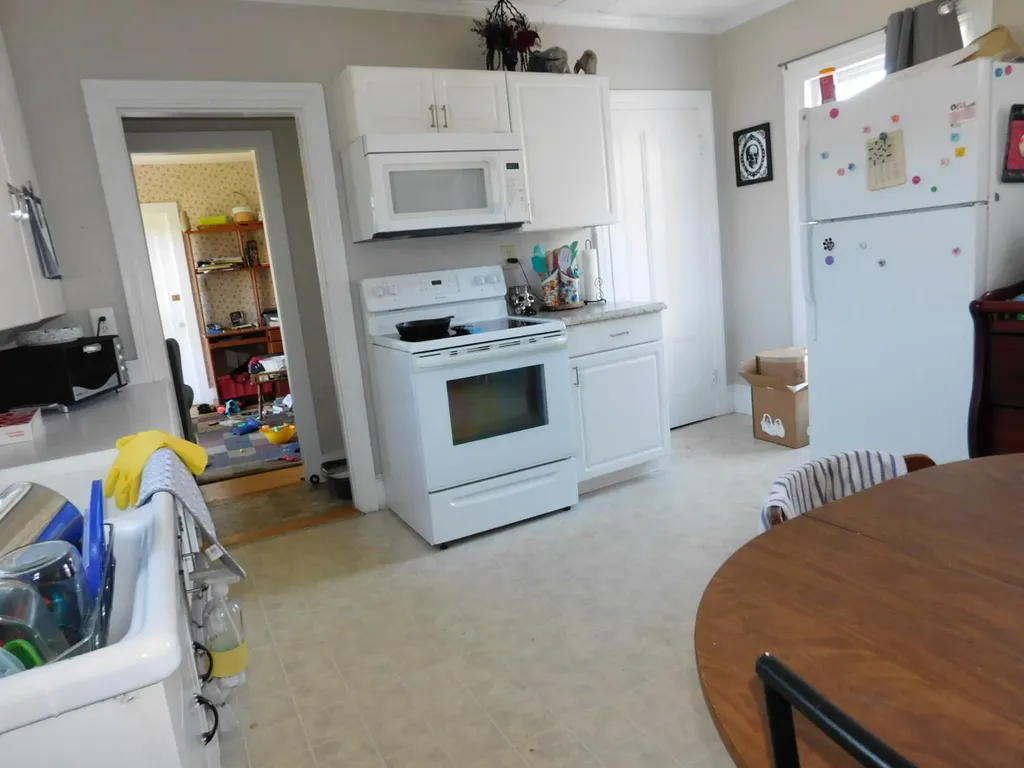 27 Maple Street Bangor ME 04401