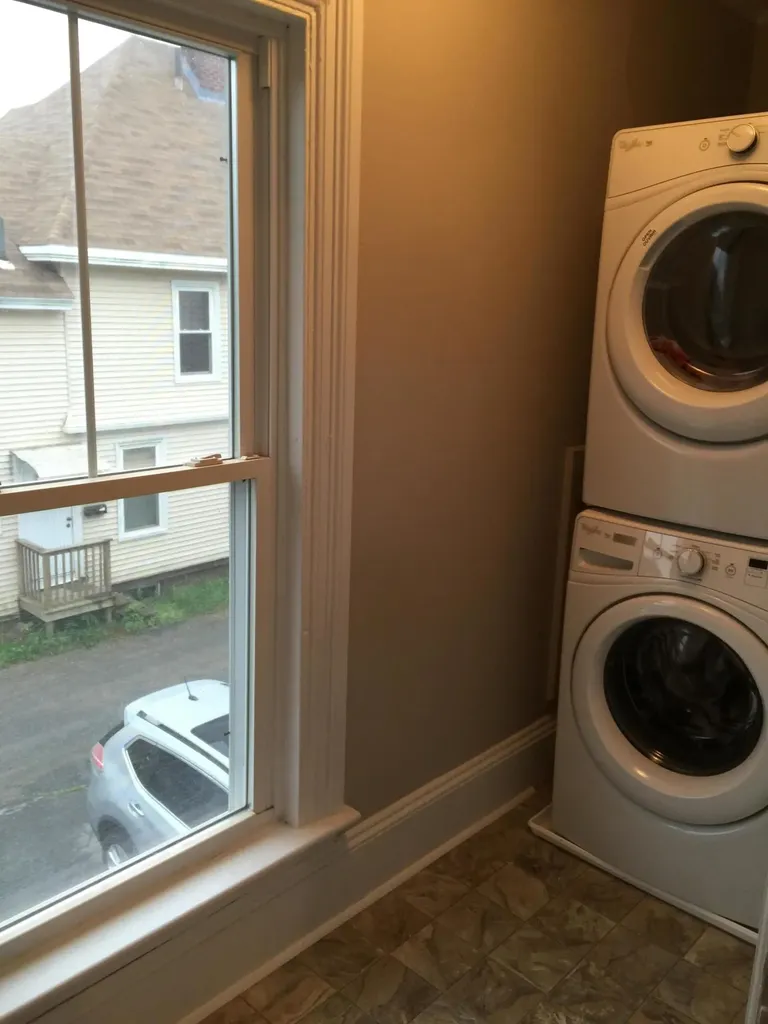 27 Maple Street Bangor ME 04401