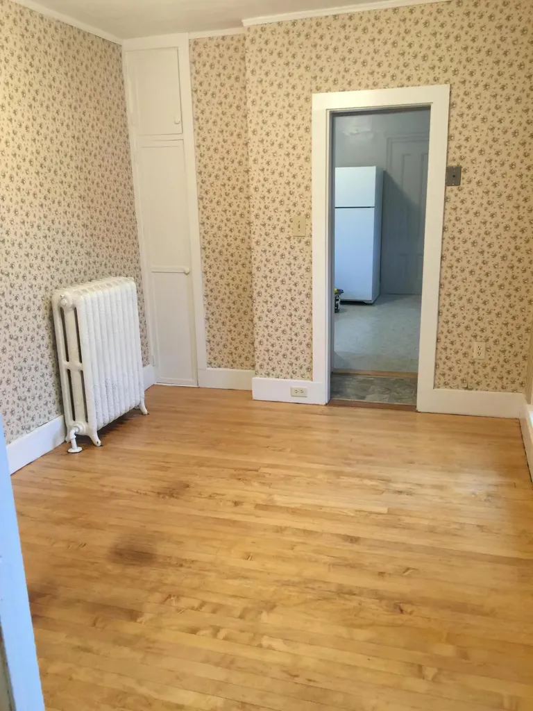 27 Maple Street Bangor ME 04401