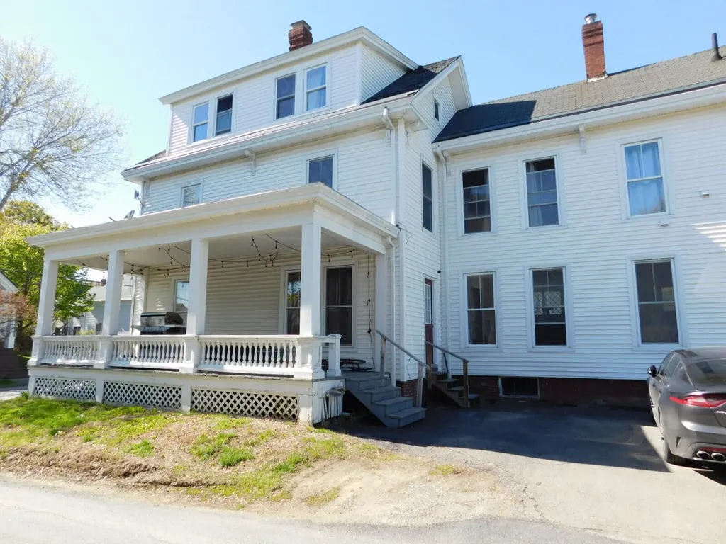 27 Maple Street Bangor ME 04401