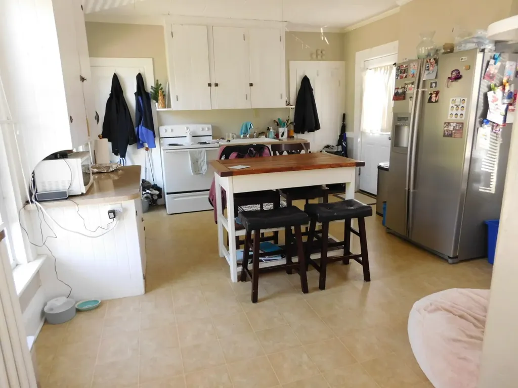 27 Maple Street Bangor ME 04401