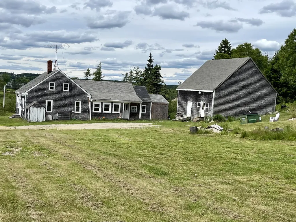 1512 Indian River Road Jonesport ME 04649
