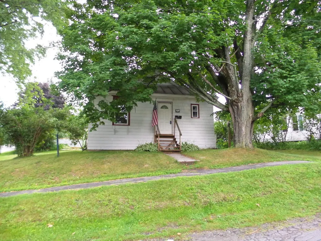 16 West Street Fairfield ME 04937