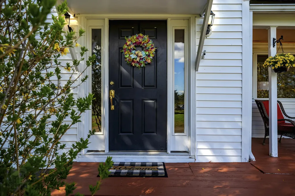 15 Burns Road Augusta ME 04330