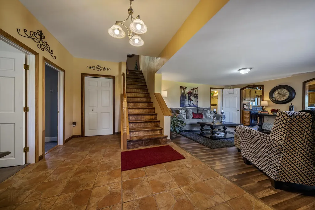 15 Burns Road Augusta ME 04330